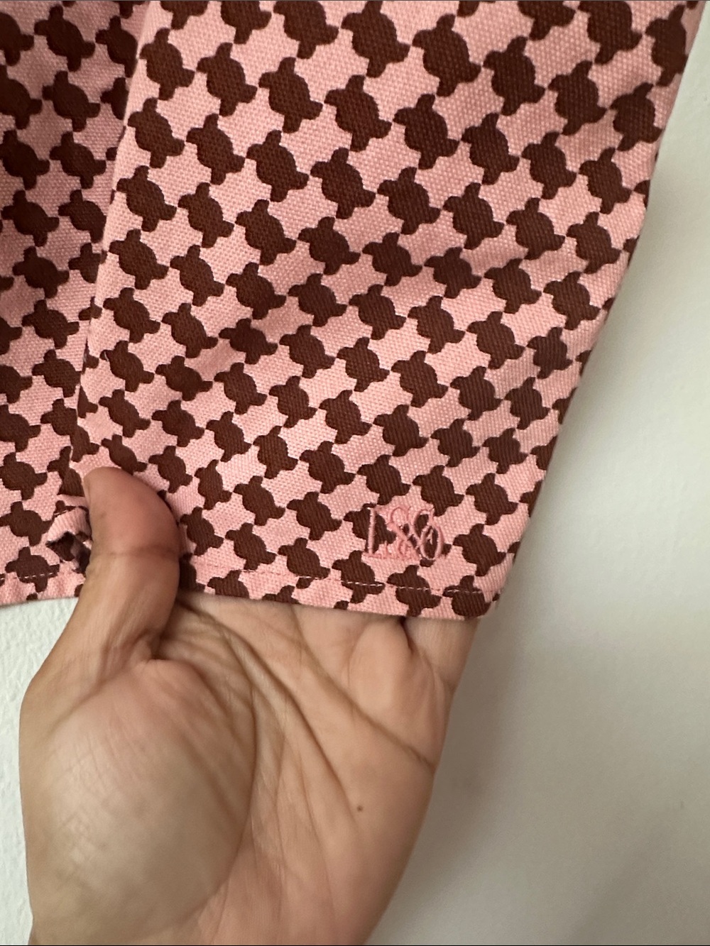 top LIVE'S XL Pink Houndstooth Button-Front Crop Tank Top - Picture 6 of 7